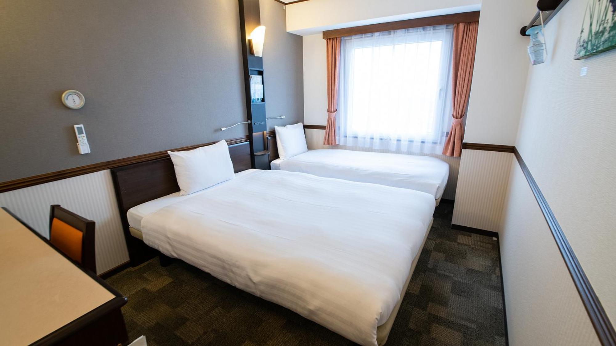 Toyoko Inn Shin-Osaka Higashi-Mikuni Ekimae Habitación foto