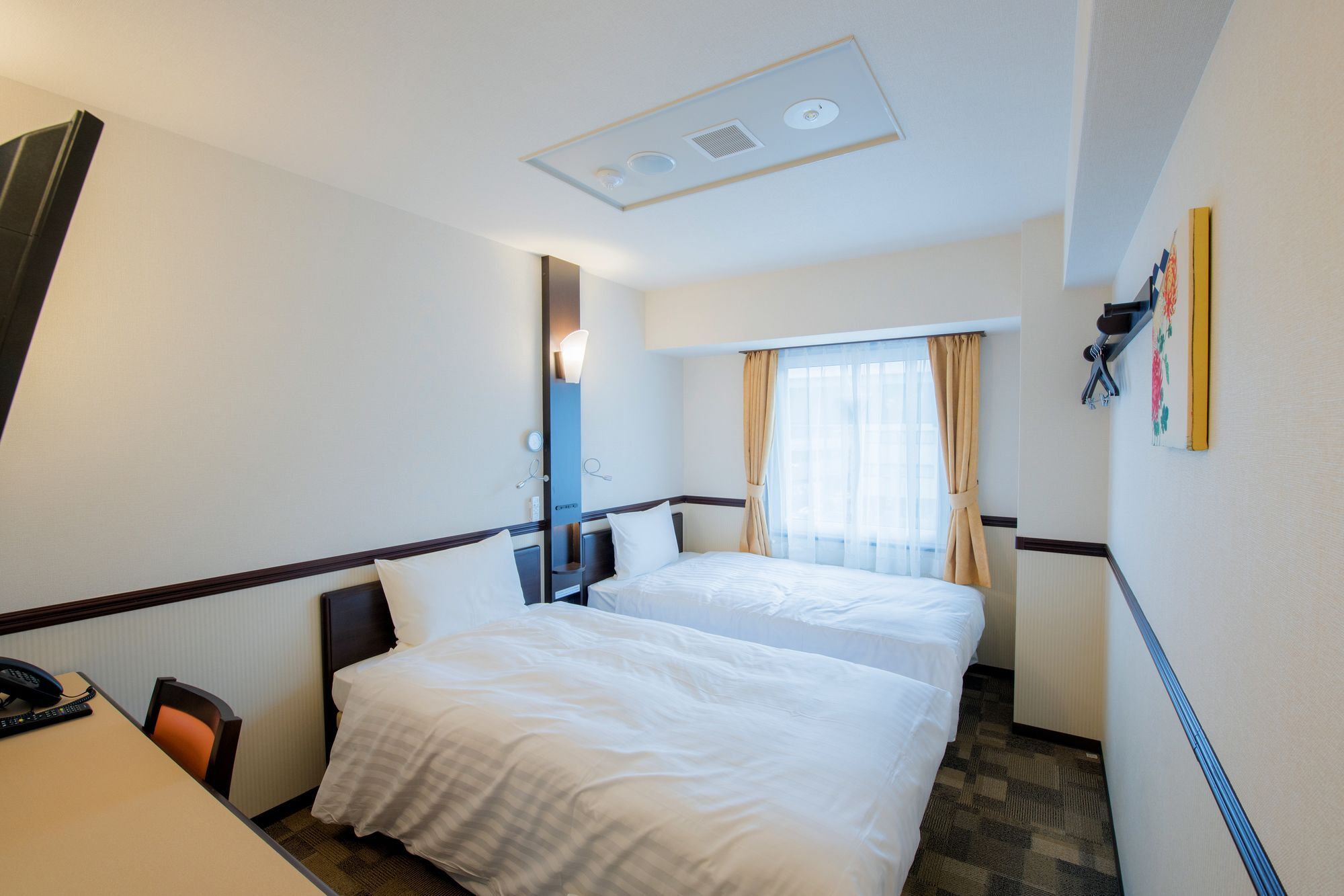 Toyoko Inn Shin-Osaka Higashi-Mikuni Ekimae Exterior foto